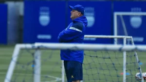 Bursa Transfer Persib Bandung: Bojan Hodak Siap Tambah 1-2 Pemain Baru di Putaran Kedua